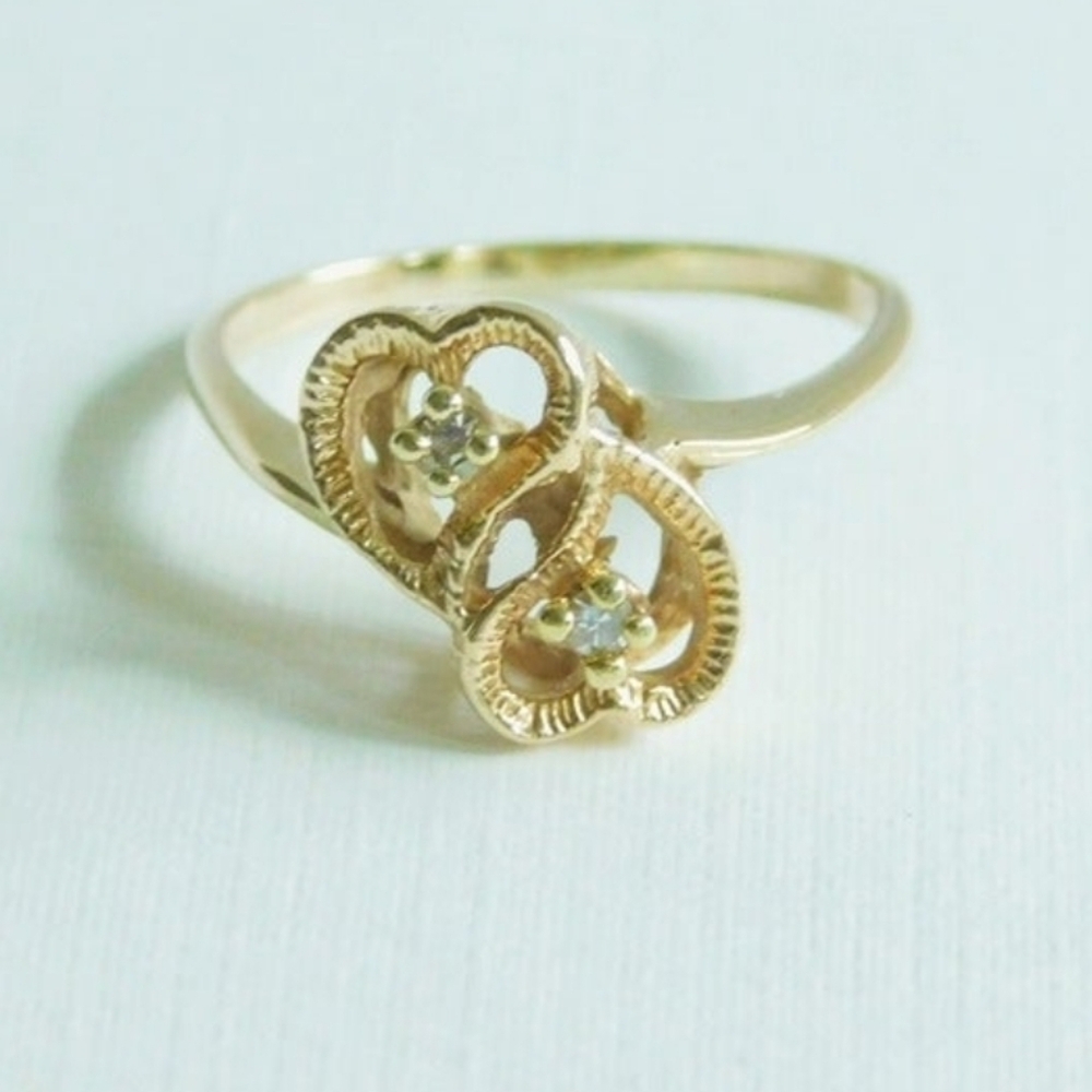 10k Solid Gold Diamond Ring Heart Shape Ring Gift for Her Valentine’s Day Gift